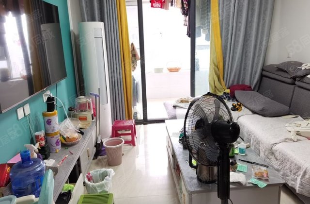 急售锦绣观邸三室 精装 送车位地下室