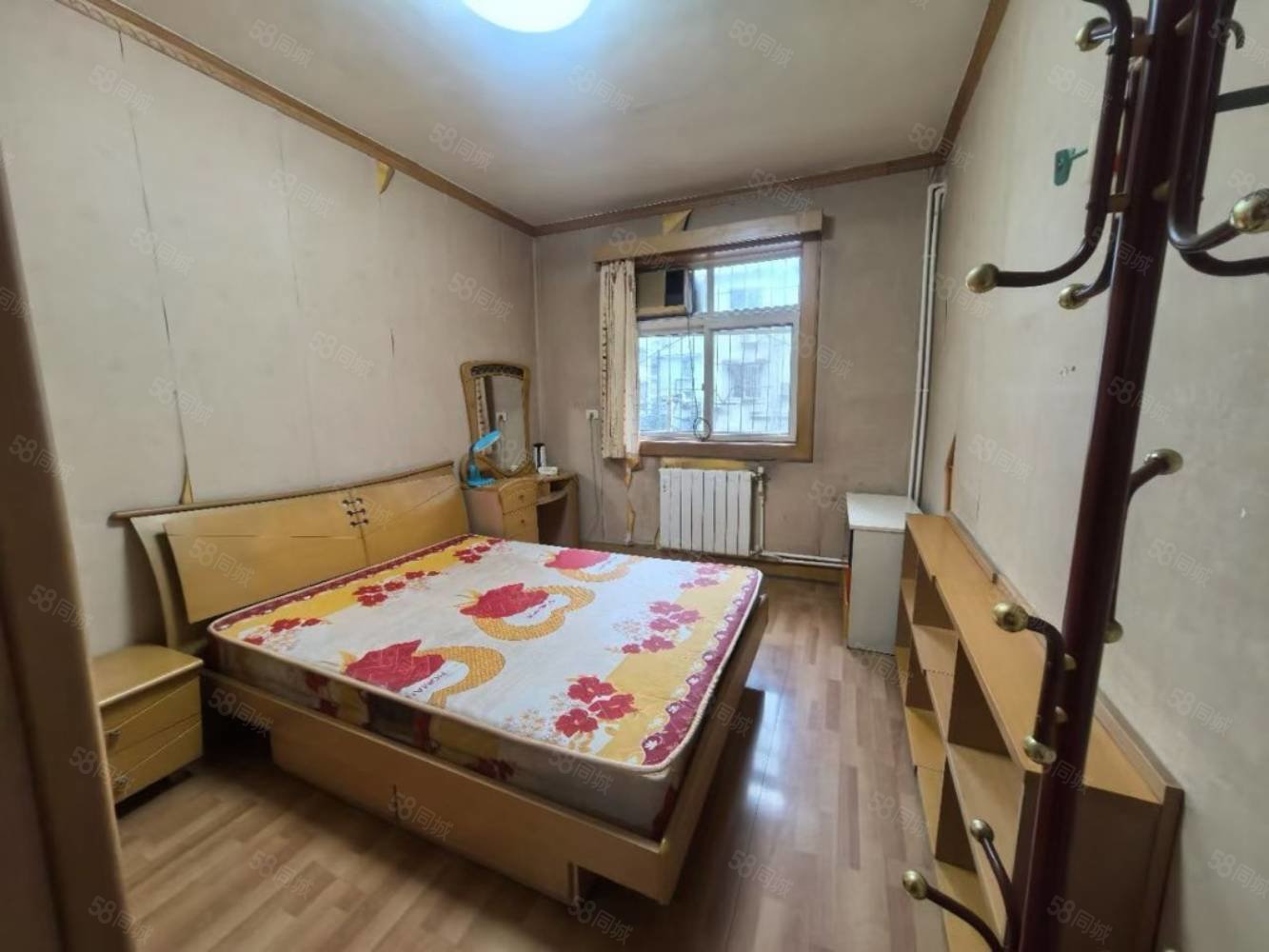 老财政局家属院2室2厅1卫70㎡南北29.8万