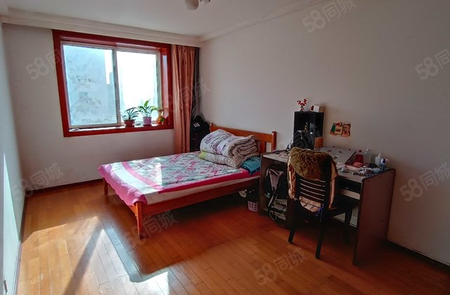 倚山里小区2室2厅108.83㎡71万二手房图片