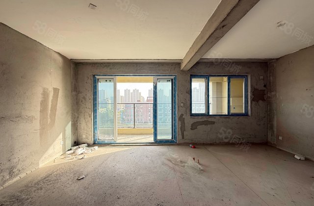 天嘉湾花苑3室2厅128㎡69.5万二手房图片