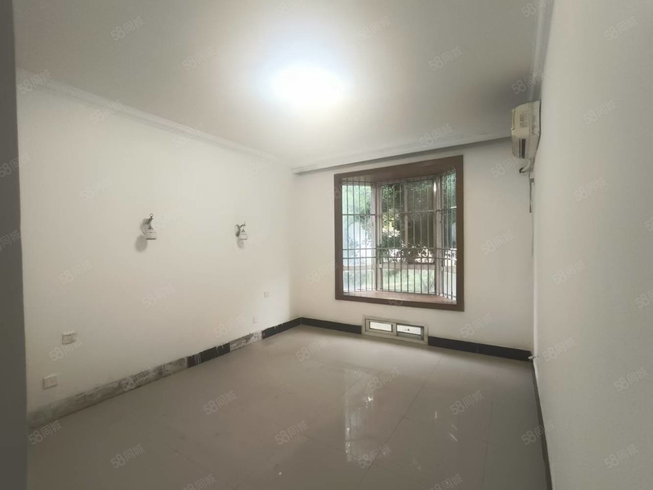 丰水源清华苑3室2厅2卫116㎡南北50万