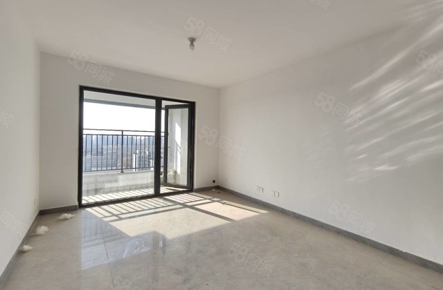 二中碧桂园翡丽湾锦绣学府儒辰辰悦三室两厅送车位地下室全款一手