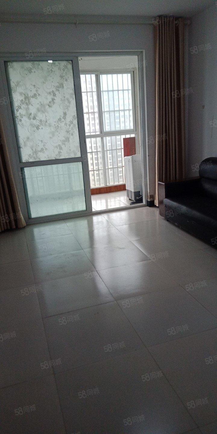 锦谯名苑3室2厅1卫106㎡南43万