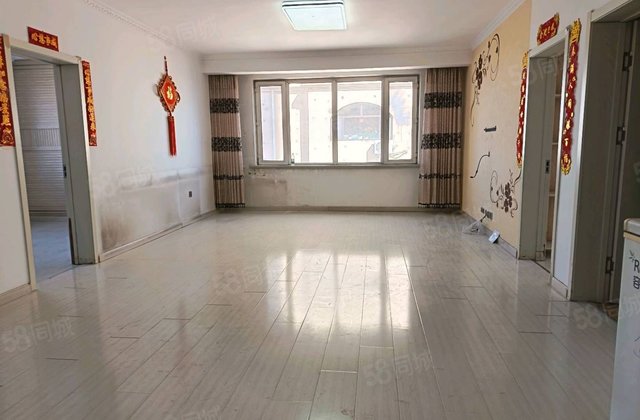 杜勒裏花园2室2厅141.44㎡54万二手房图片