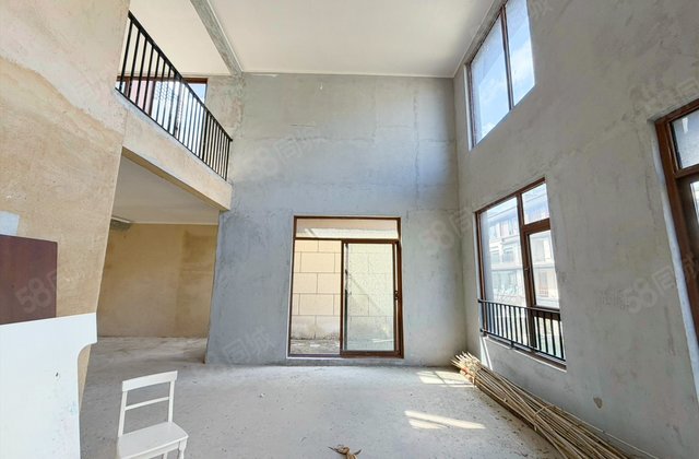 中铁阅山湖D组团(别墅)5室3厅204.86㎡418万二手房图片