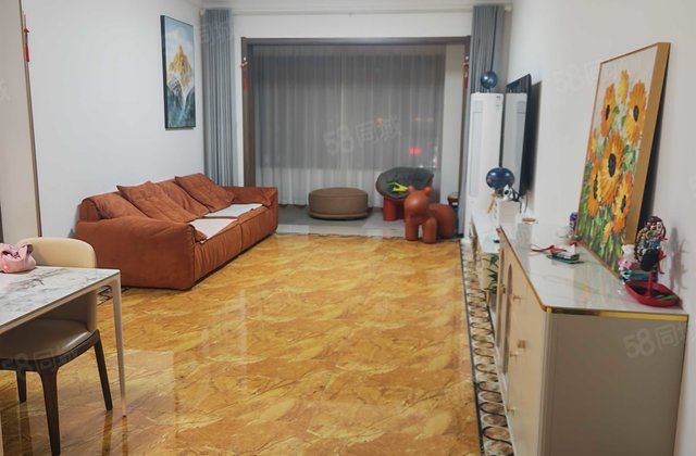 碧桂园国岳府 视野开阔 双卫 出行方便 靠近医院 高楼层