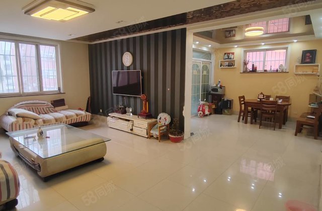 龙山花园 有电梯 公安局家属院06年建房层高3 30平储藏