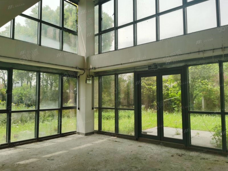 保利one564室2厅5卫778.2㎡南北16000万