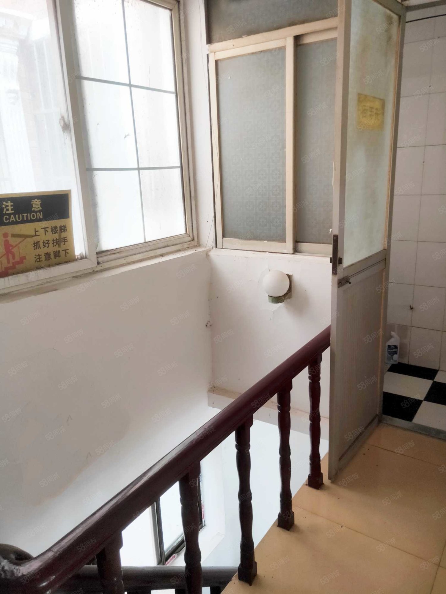 国泰花园2室1厅1卫68.86㎡西41.8万