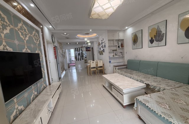 嘉明 实验   香格里 新城邦二期 电梯房 精装三室 采光好