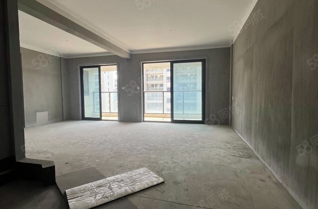 滕上花开3室2厅94.09㎡67万二手房图片