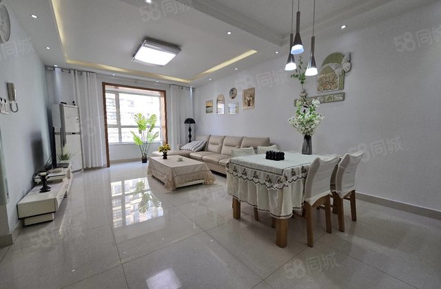 急售！东昌丽都 精装修三室双卫 免大税 送车储一梯两户