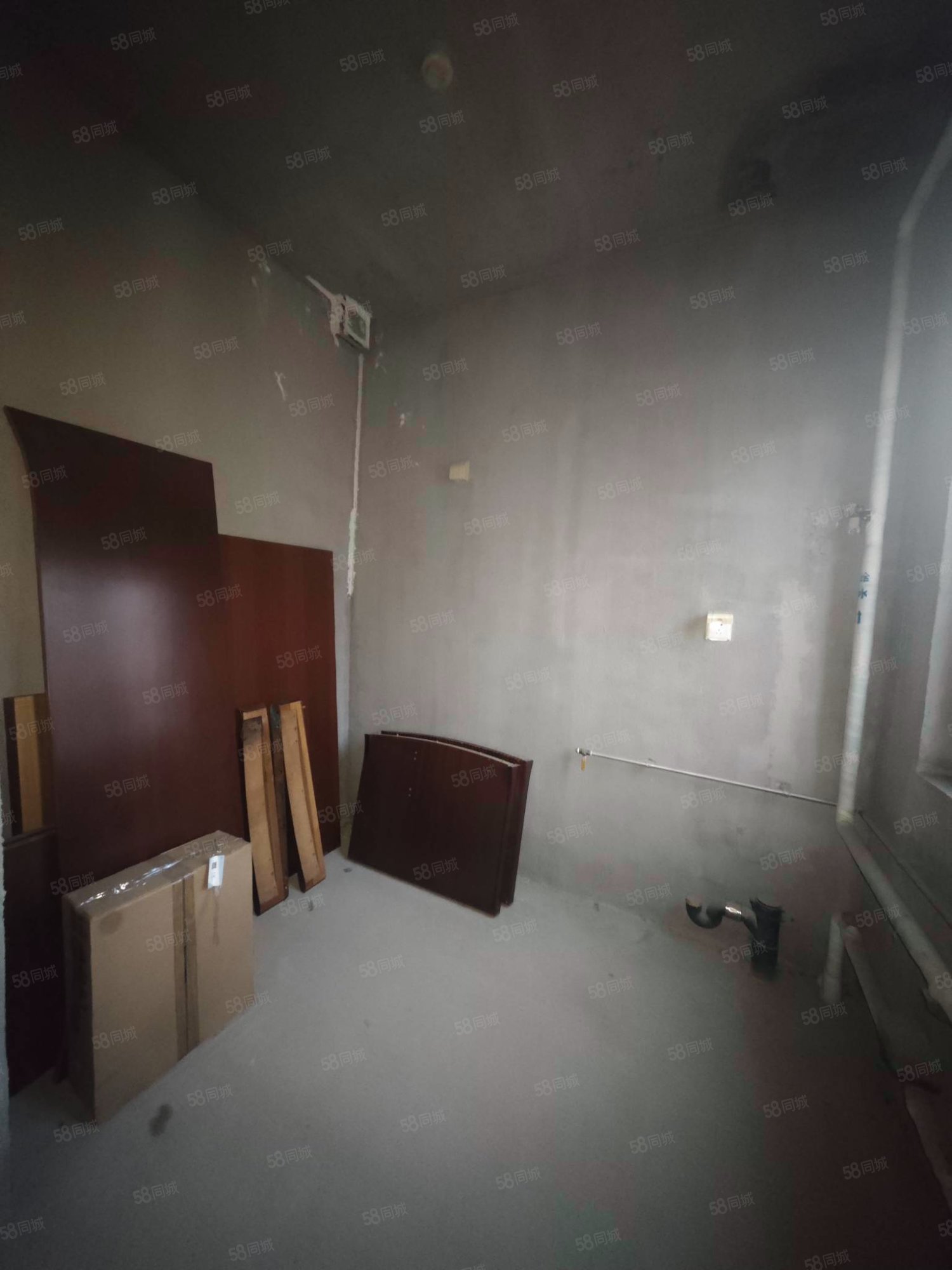 融創(chuàng)千章墅4室2廳3衛(wèi)256.09㎡南北970萬