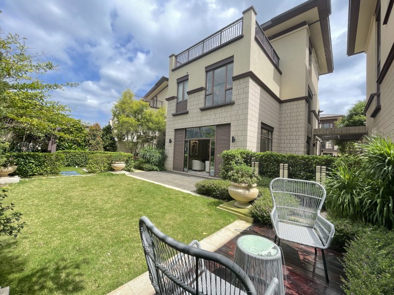 华发观山水(别墅)5室3厅4卫309㎡南北368万