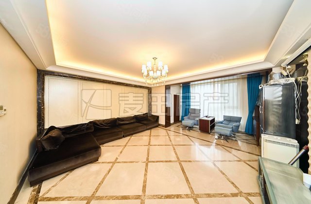 首开铂郡(北区)3室2厅200.42㎡1495万二手房图片