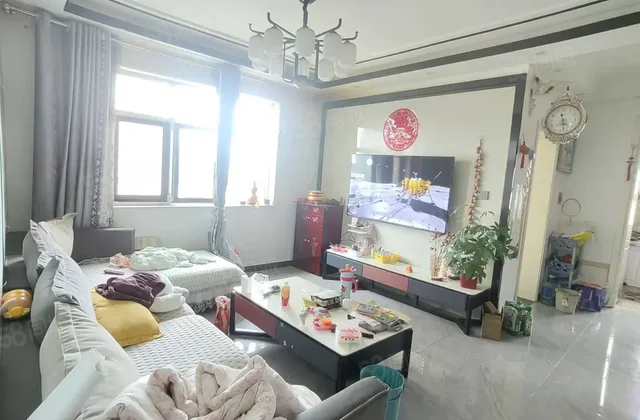 开发区振华超市，东昌中学，锦绣观邸东昌丽都北区，西边户好楼层