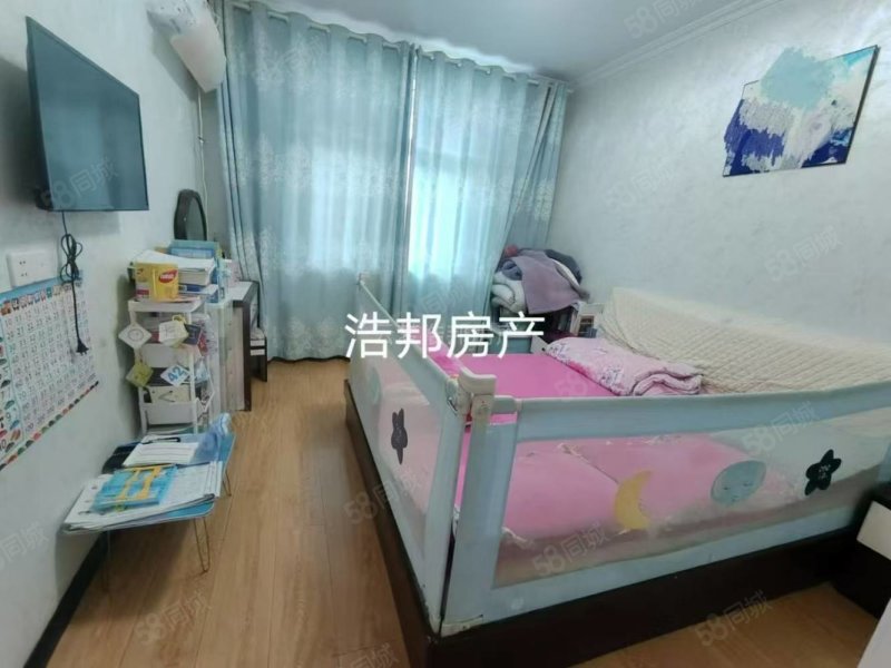 富豪花园2室2厅1卫90㎡南北28万