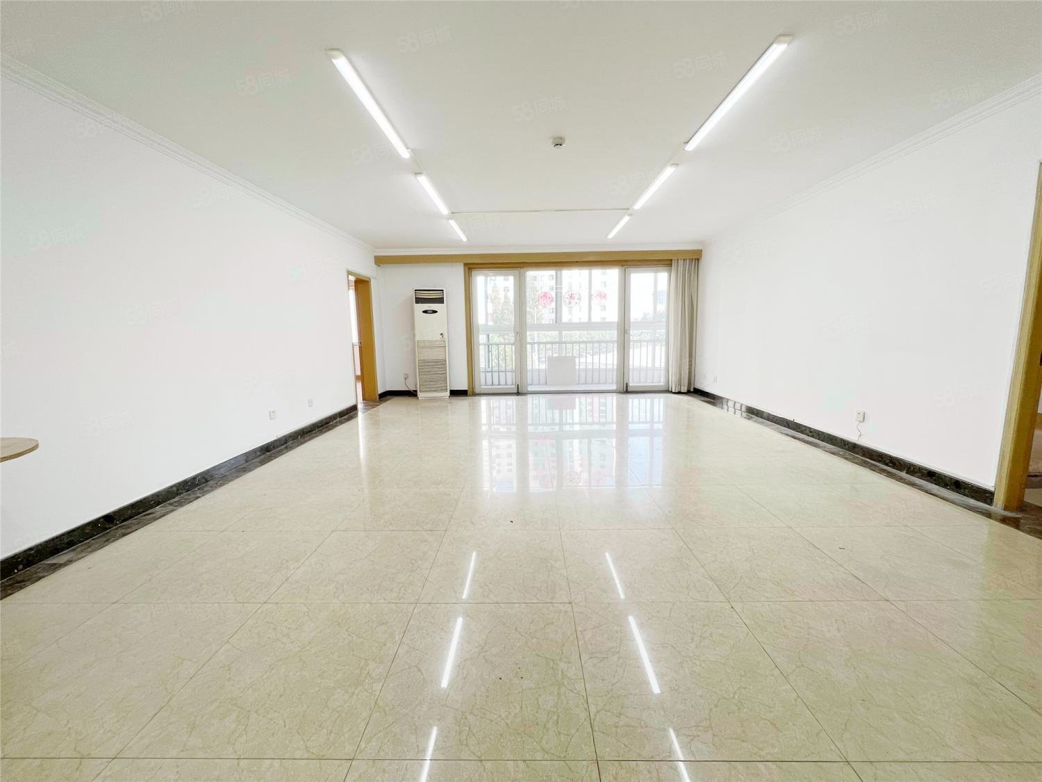 匯欣公寓2室2廳2衛(wèi)173.5㎡東南790萬