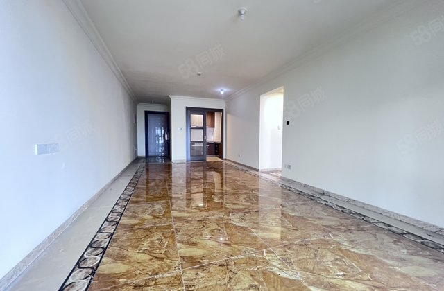 儒辰辰悦，碧桂园翡丽湾，精装修，三室两厅两卫