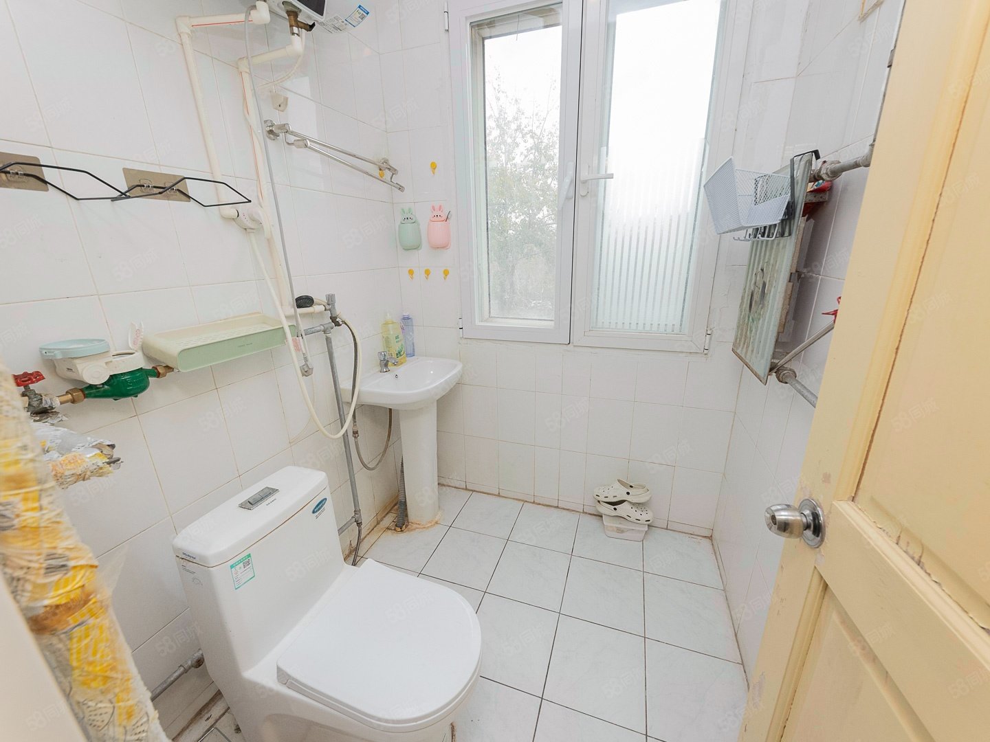 中興家園3室2廳2衛(wèi)172㎡東南1099萬