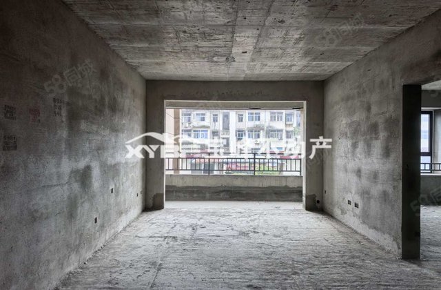 和谐广场4室2厅139.5㎡71万二手房图片