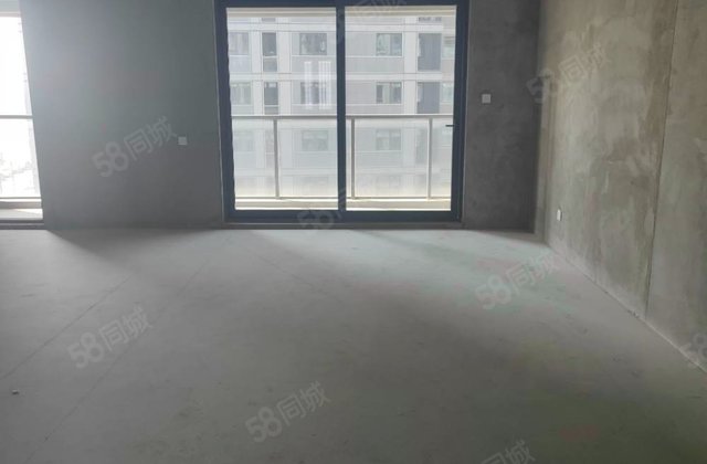 铂翠云邸4室2厅130.11㎡165万二手房图片