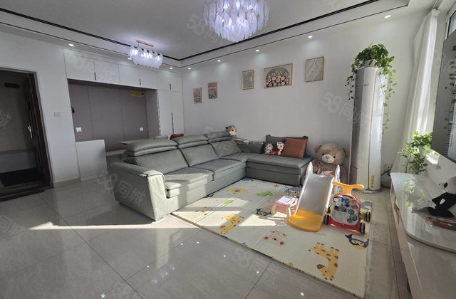 急售！东昌新三中 星光和园 精装修三室 免大税送车储随时看房