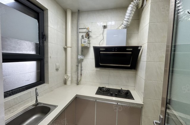 观邸新低 中间层 带结尾地下室 精装三室