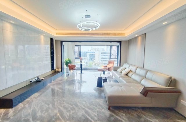 保利天空之城泊院4室2厅164.65㎡430万二手房图片