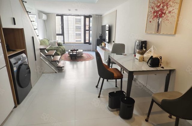 鑫都裕昌莲湖湾，阳面复试公寓，精装拎包入住