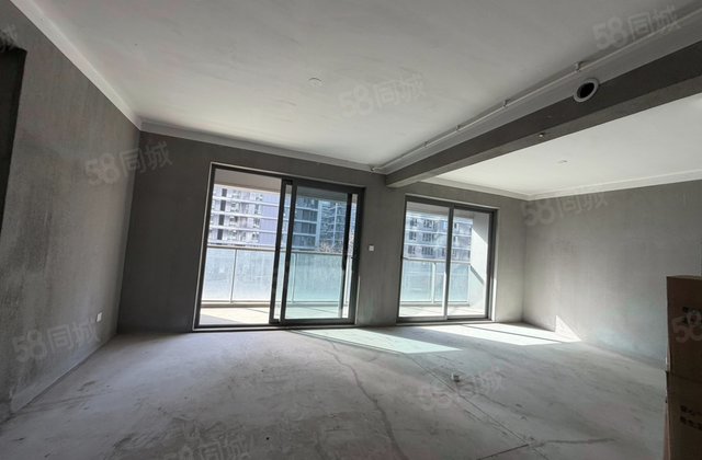 凤麓和鸣4室2厅134.7㎡220万二手房图片