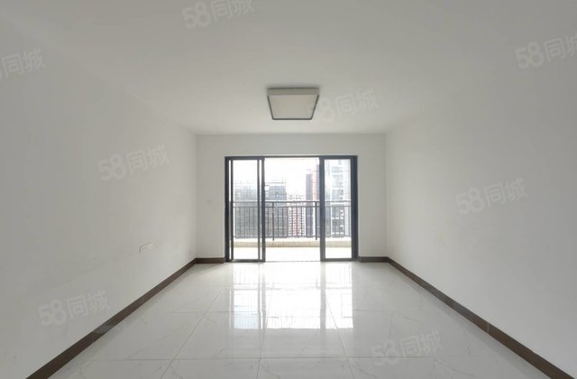 兴和广场4室2厅125.73㎡62.8万二手房图片