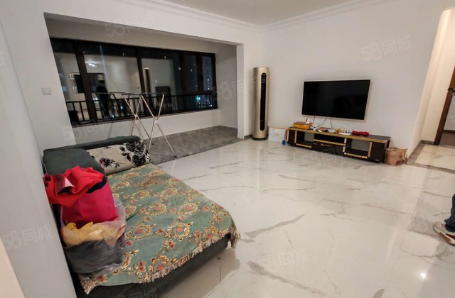 碧桂园国岳府 出行方便 商品住宅 商业配套齐全 正南朝向