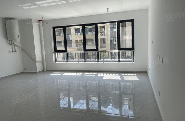 观棠阅境 次新小区 有电梯 商品房 小三居 双卫格局