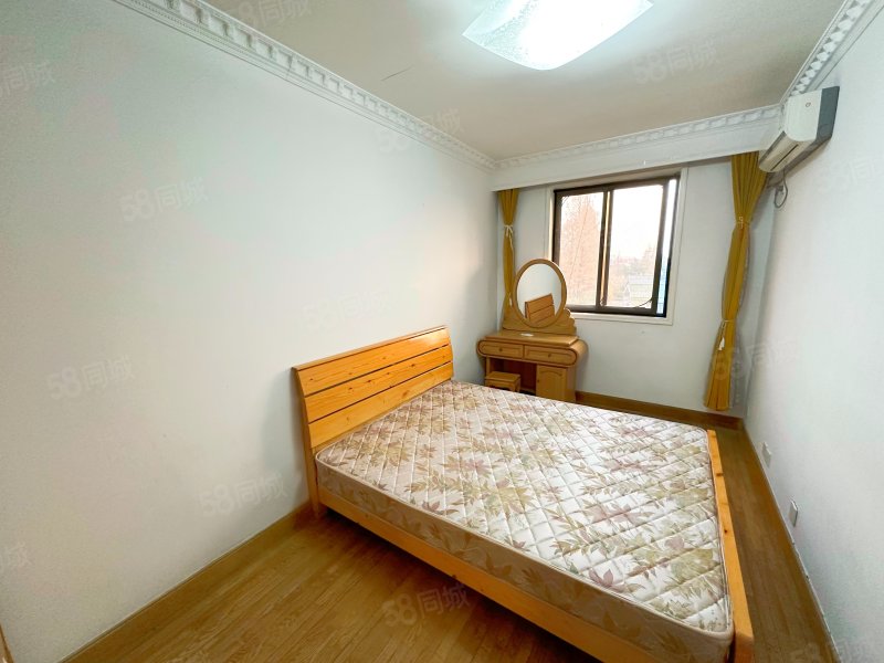 锦苑公寓2室1厅1卫70㎡南498万