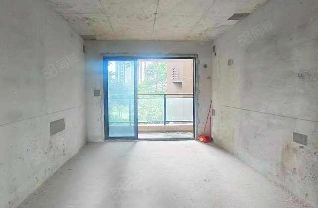 龙光玖誉府4室2厅113.13㎡69.8万二手房图片