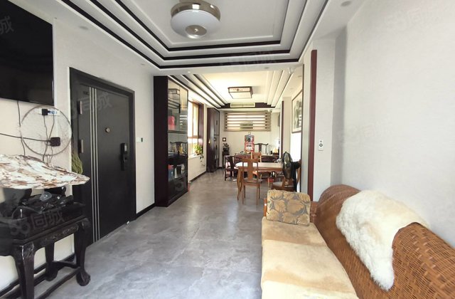 东昌湖边 四合院 180多平 带大院子 350萬