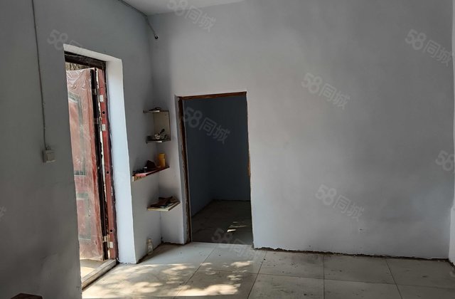 甜源居1室1厅30㎡10万二手房图片