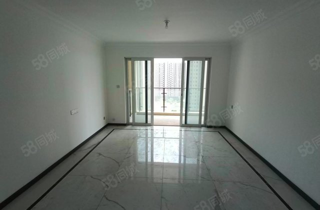 碧桂园翡翠湾3室2厅136.2㎡133.8万二手房图片