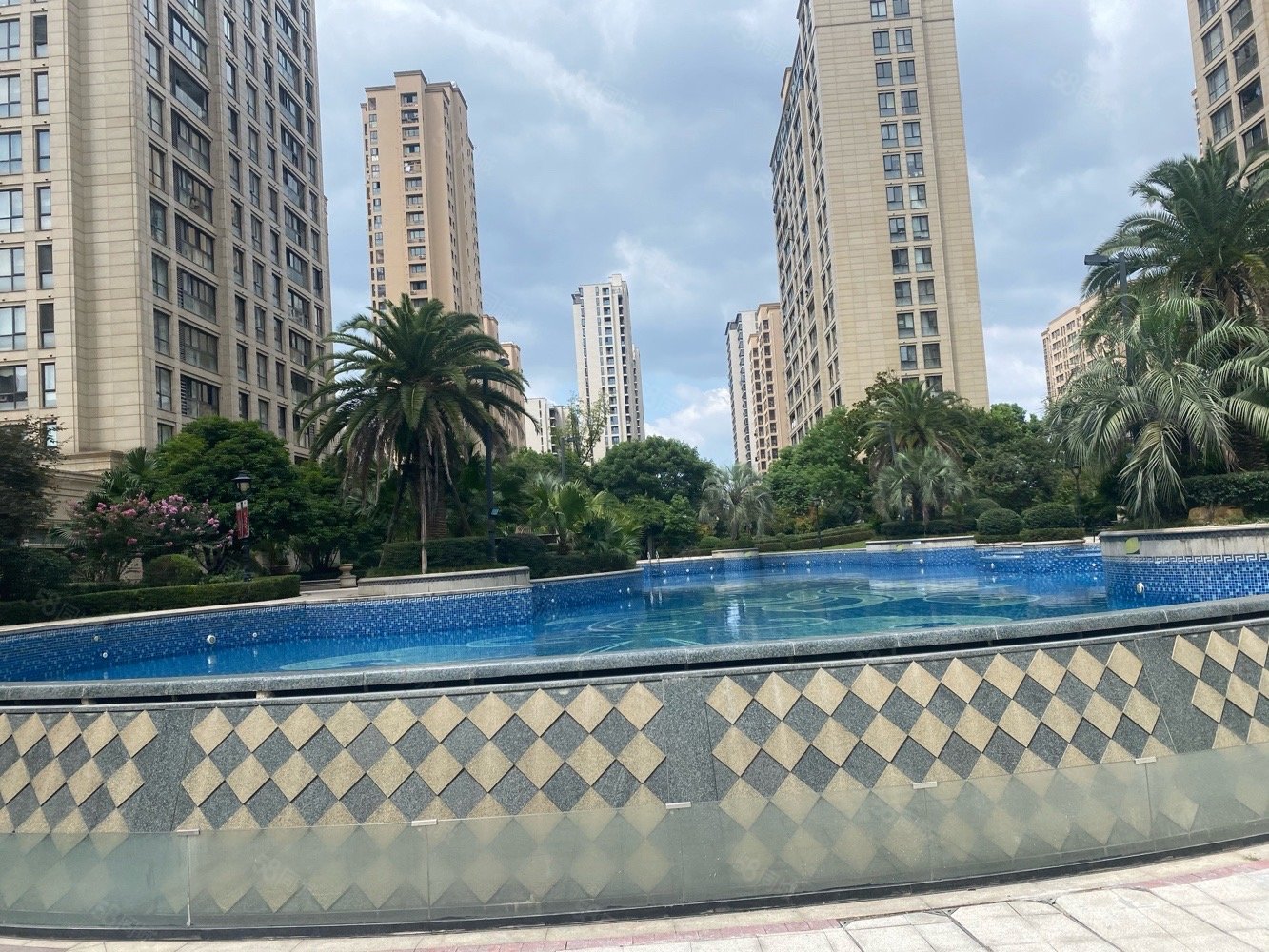 【10图】急售荣安金域华府中心好位置高层南北通透观景房靠椒兰郡华景