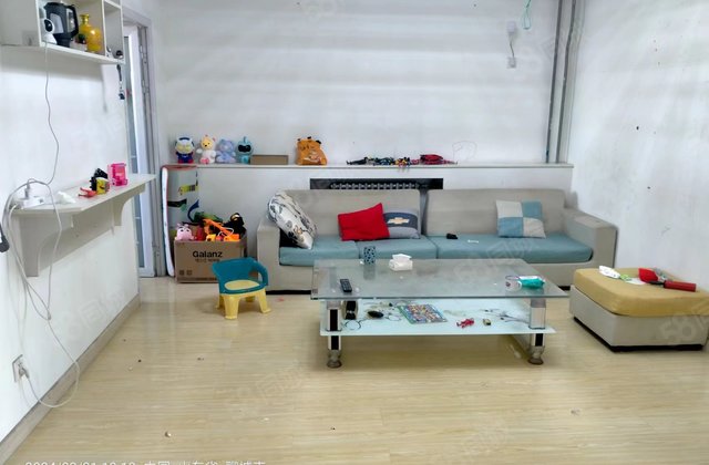 企业力荐 小三居 正南朝向 商圈成熟 超低密度 房东急售