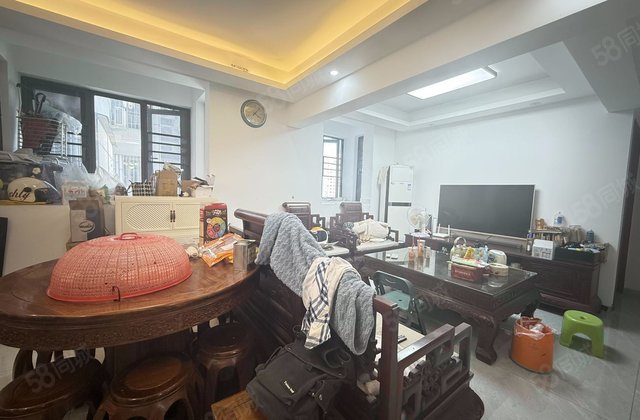 东湖大厦3室2厅103㎡318万二手房图片