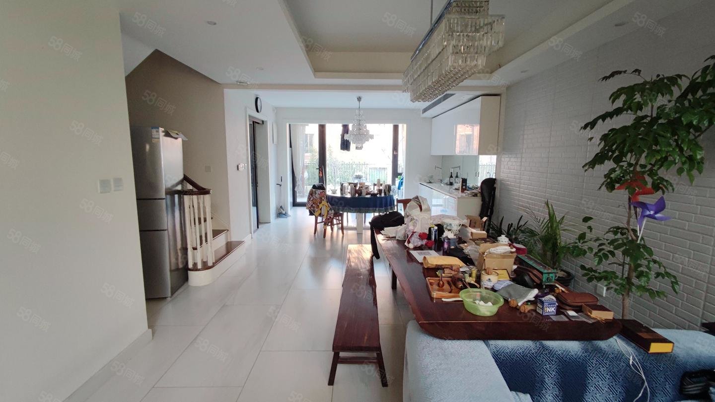 西山藝境6號院(別墅)4室1廳3衛(wèi)186.41㎡南北1200萬