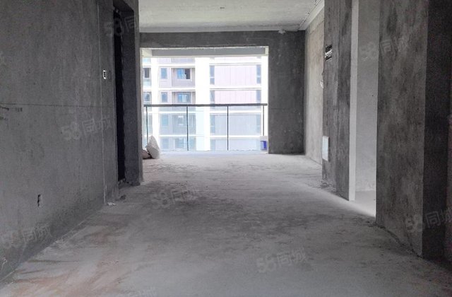 云玺天境4室2厅122㎡146万二手房图片