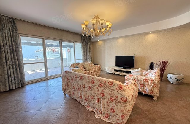 贏海莊園5室2廳3衛(wèi)335.61㎡南北1360萬