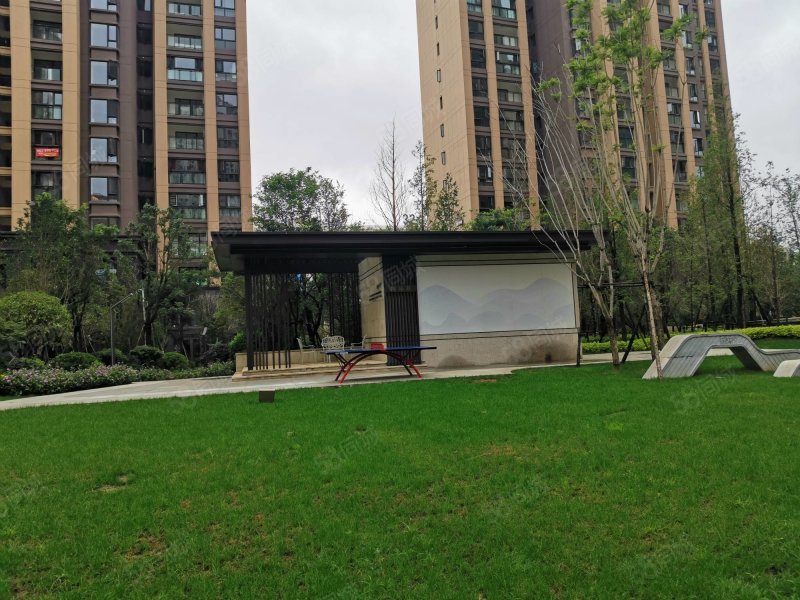 澜湾俊园 3房双卫双阳台 130万带70年产权车位,俊发澜湾俊园-昆明58