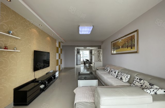 五星百货西临中华御苑 水城华府三叶草户型精装修免大税