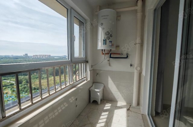 望岳雅园 次新小区 小三房 南北通透 满二   医疗配套成熟