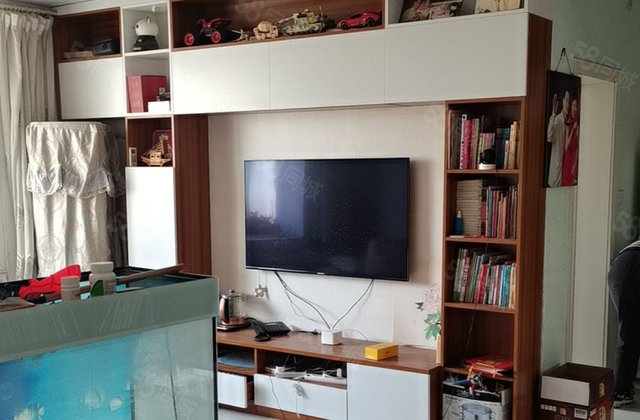 中通舜和嘉园3室2厅1卫，精装修，诚心出售送地下室房东直卖