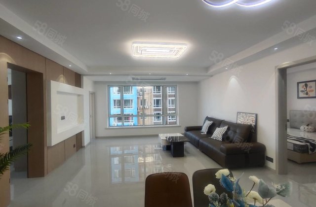 河畔花园二期3室2厅120.3㎡58.8万二手房图片